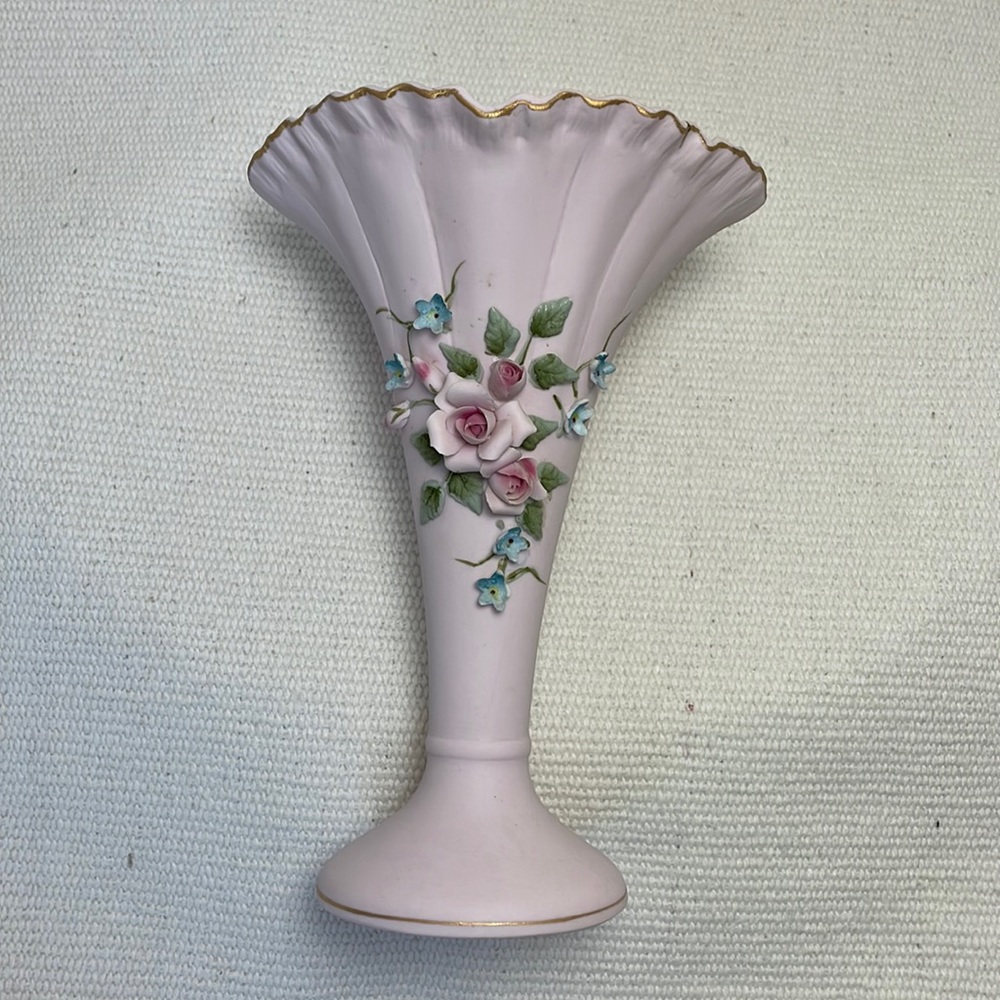 LEFTON China. Hand painted vase